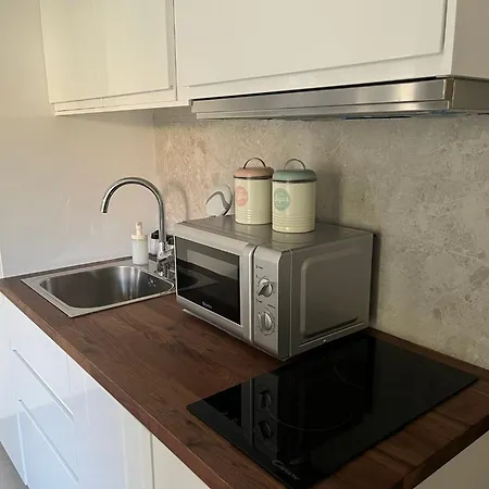 Ante Apartment